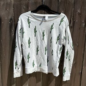 Divided by H&M light heather gray sweatshirt with cactus print (S).